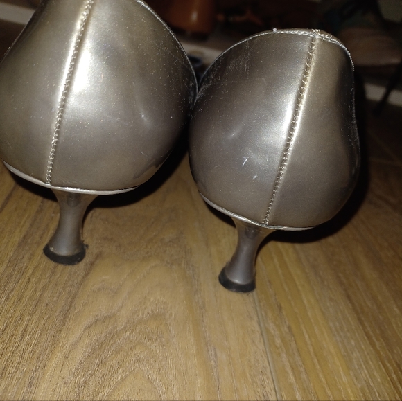 Manolo blahnik lisane patent Grey bow kitten heels 40.5 - Picture 4 of 11